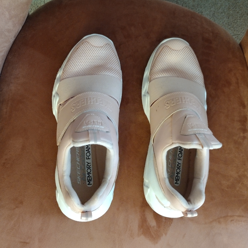 Skechers DLT-A Women's tennis shoes